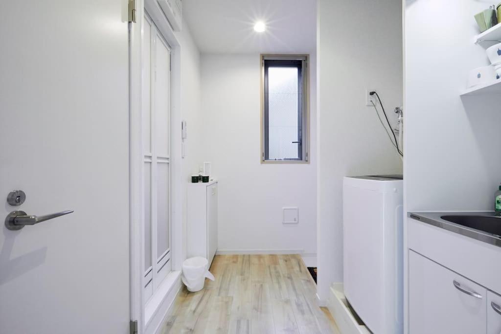 【great Location!】near Shinjuku Sta./cafe#202 Tokyo
